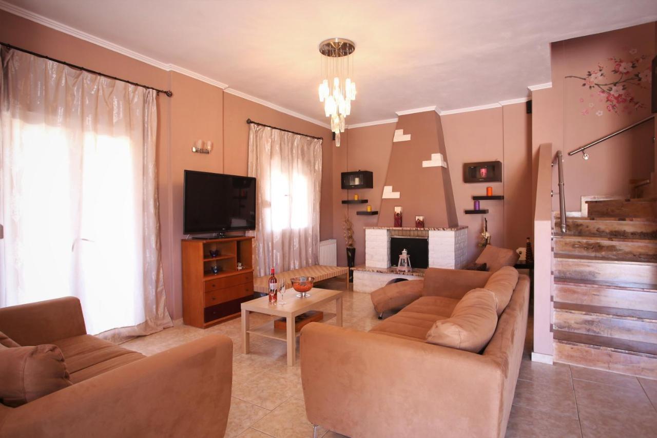 Alice Maisonette & Studios Adamantas  Luaran gambar