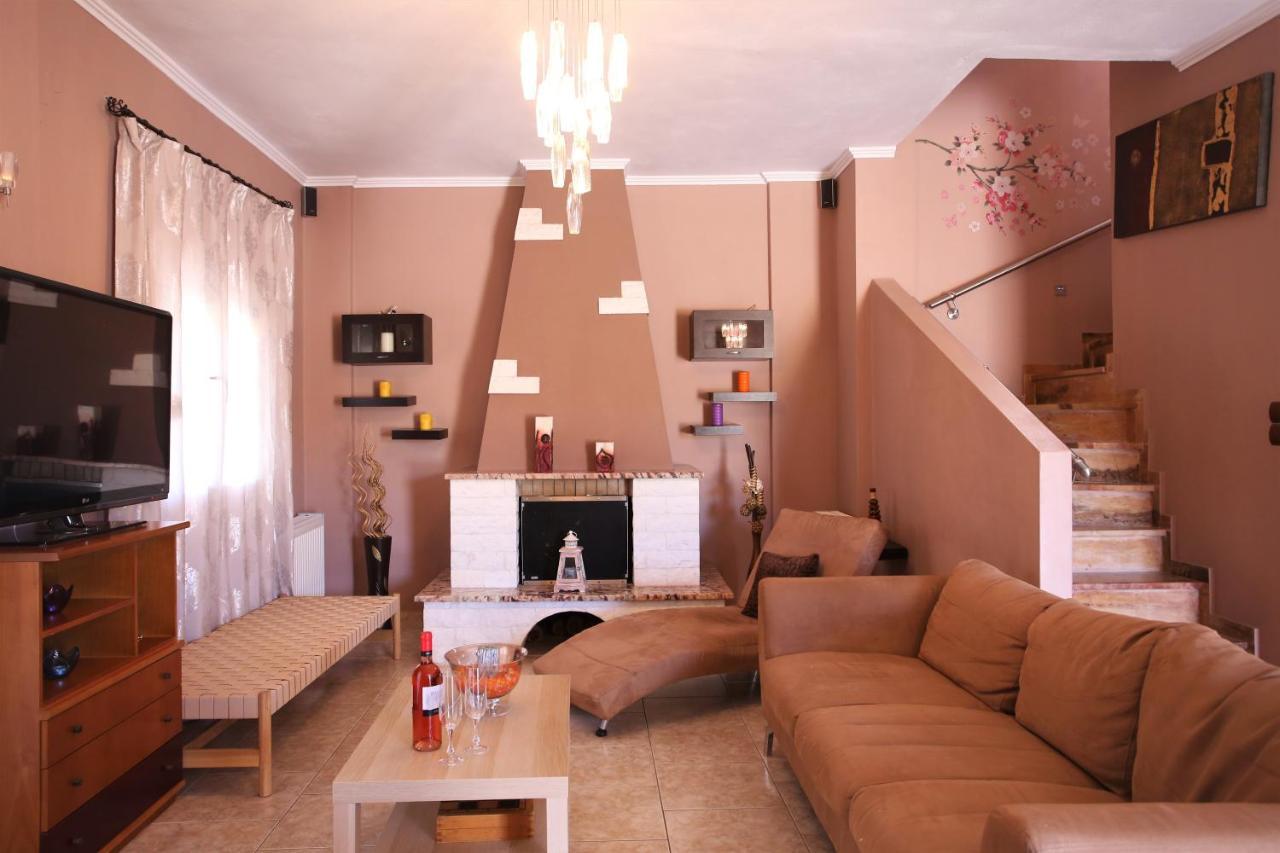 Alice Maisonette & Studios Adamantas  Luaran gambar