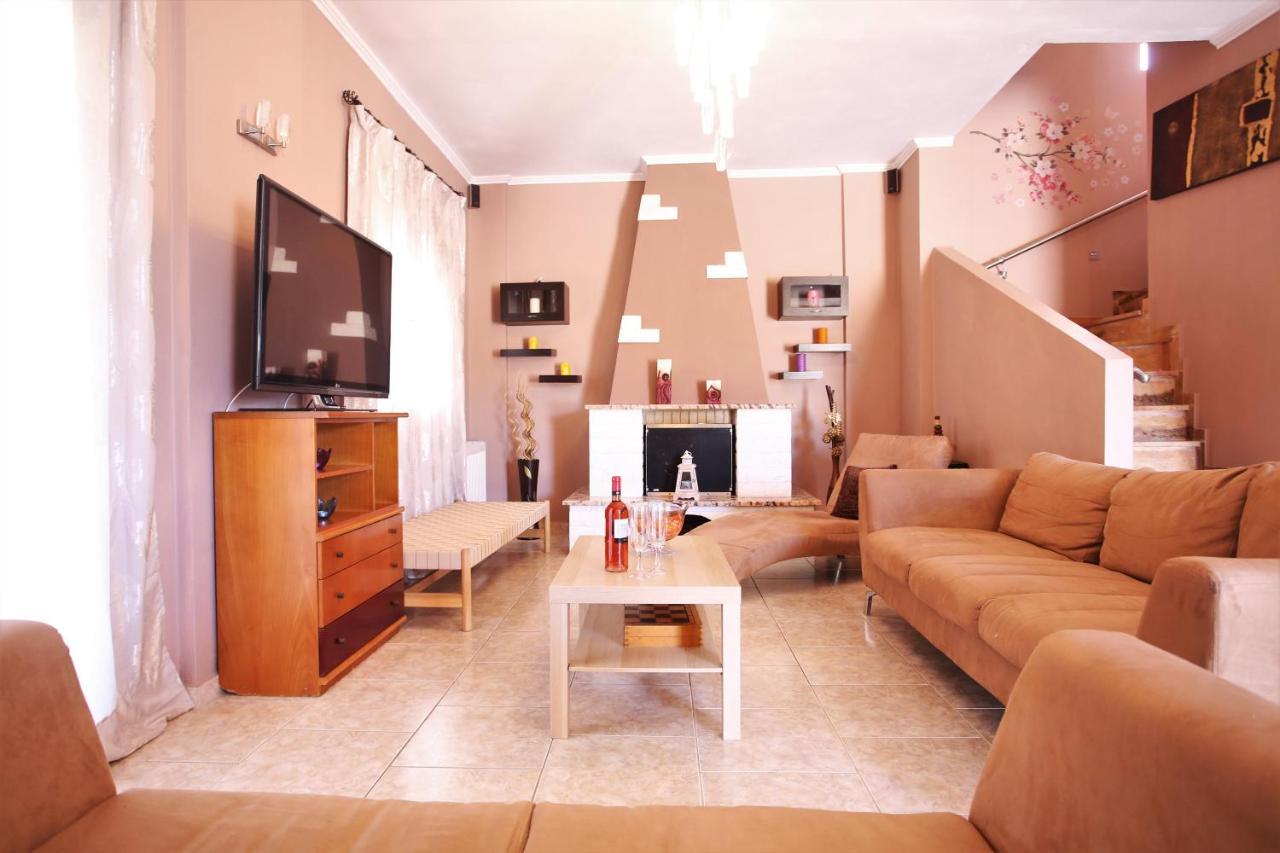 Alice Maisonette & Studios Adamantas  Luaran gambar